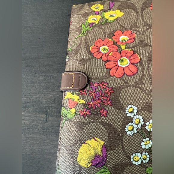 Coach Signature Canvas w/ Floral Print Notebook and Pencil Case Set - Picture 9 of 16
